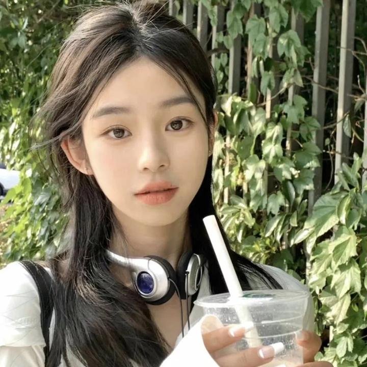 璇宫玉女